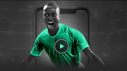 18岁新星丰塞卡ATP巡回赛初尝冠军滋味